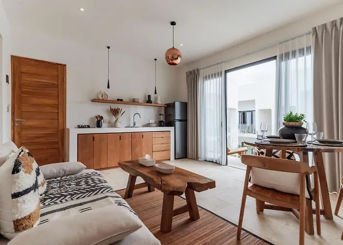 Stylish In Uluwatu With Pool Near *