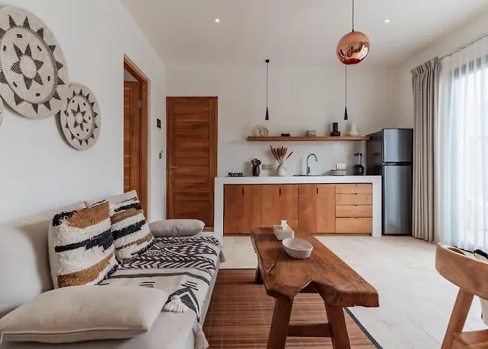 Stylish In Uluwatu With Pool Near Ferienhaus Pecatu