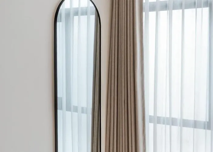 Сasa de vacaciones Stylish In With Pool Near